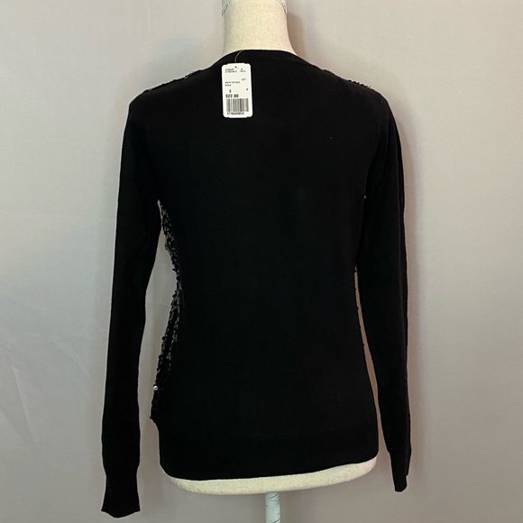 Forever 21 Sweater - Picture 4 of 5